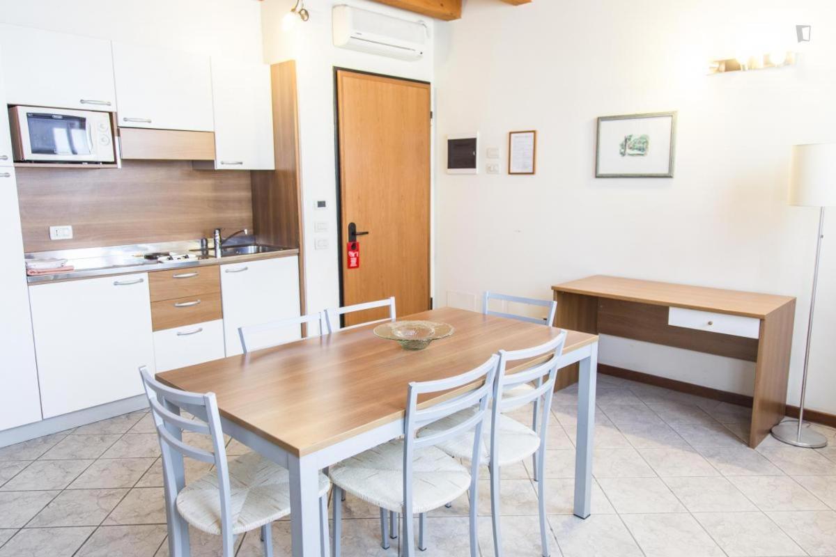 Residenza Carracci Lejlighedshotel Bologna Eksteriør billede